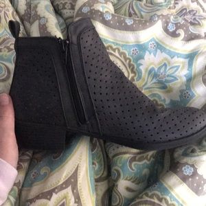 super cute fall booties